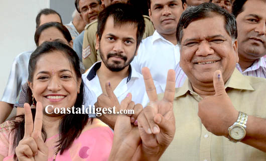 Karnataka_Voting_3