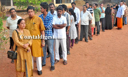 Udupi-_Chikmagalur_voting_8