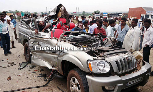 Bagalkot_accident3