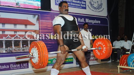 POWER-LIFTING_3