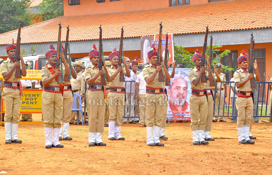 U R Anantha Murthy final rite 5