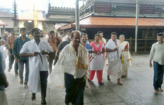 rajini at Kollur 25 2