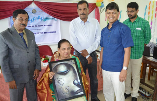 Communication Club 28 1