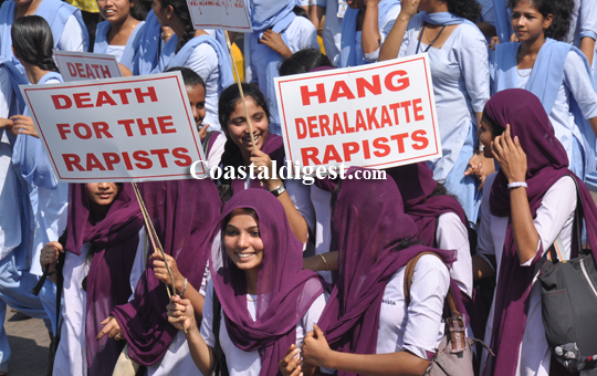 Deralakatte_Protest_1