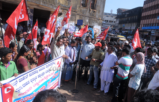 Street_vendors_protest_3_6