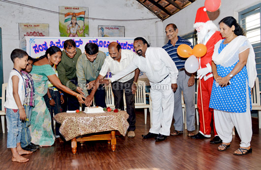 christopher christmas 1