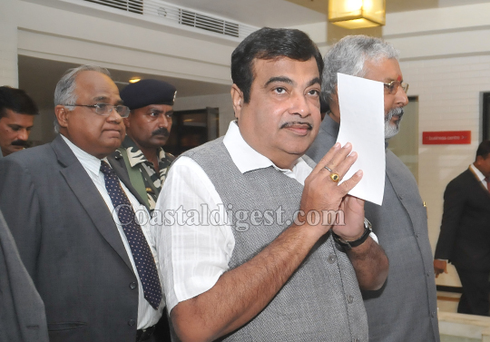 NitinGadkari 1