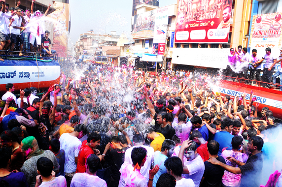 Car_streat_Okuli_7_16