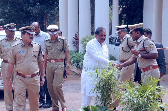 IGP_ofc_hom_minister_12_3