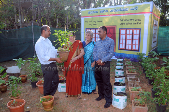 Kadri_flower_show_13_1