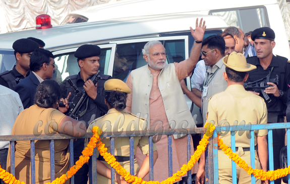 Modi_at_Mangalore_18_1