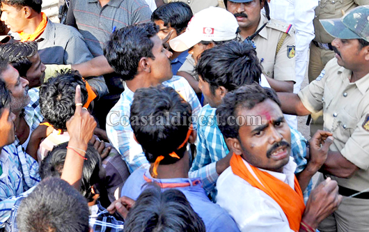 VHP communal clash3