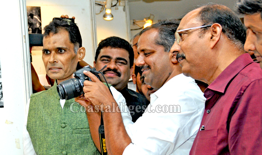 Anwar Photo Exhibition 18