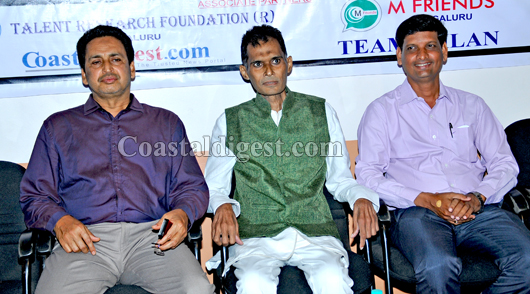 Anwar Photo Exhibition 33