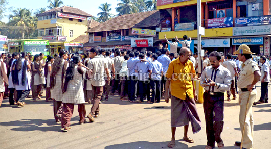 Vittla Student protest 7