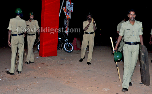 communal violence  mangalore 13