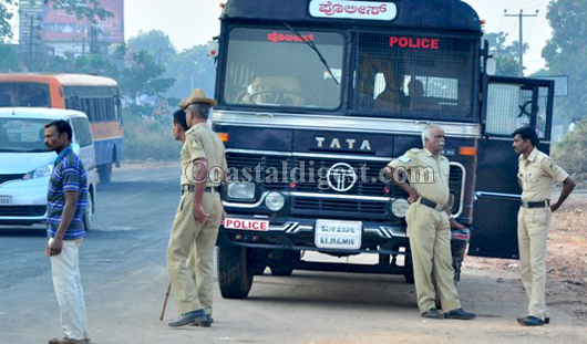 communal violence  mangalore 7