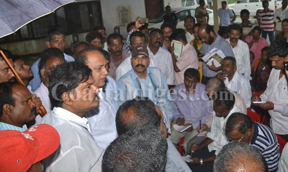 dist_minister_vist_hejamadi_5