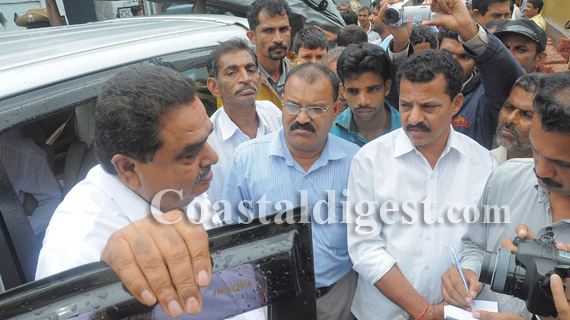 Rain_Hits_coastal_12