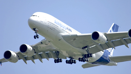Airbus_A-380