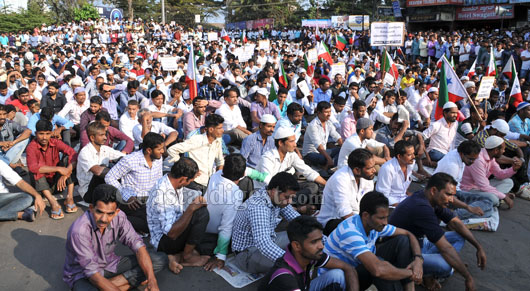 pfi protest 23 1