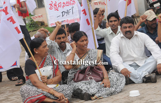 dyfi protest 21 1
