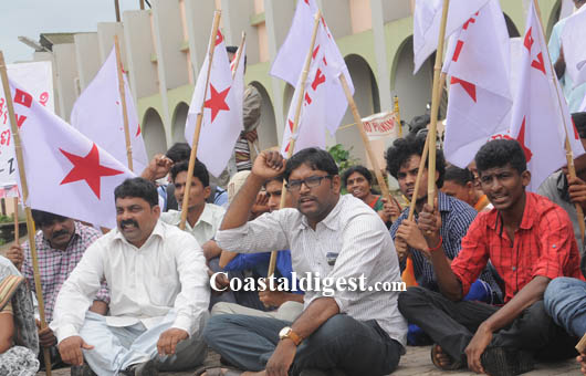 dyfi protest 21 1