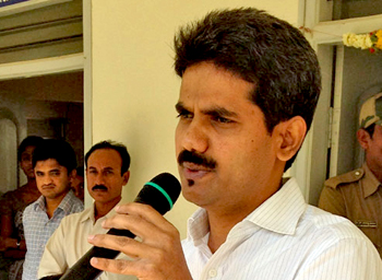 dk-ravi