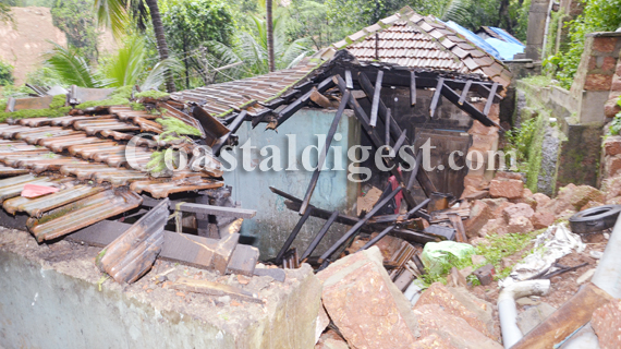 Landslide_in_Bajpe_1