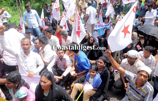 Bantwal protest 23 6 copy