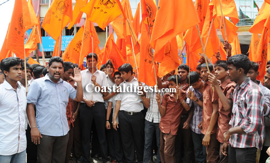 abvp protest 24 1