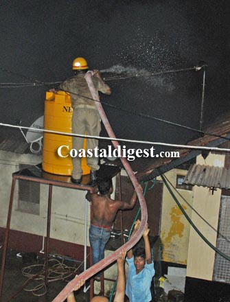 fire at karangalpady 2 1