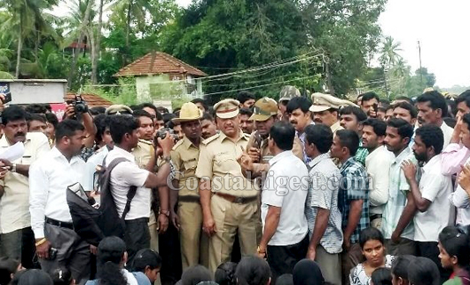 byndoor protest 18 1