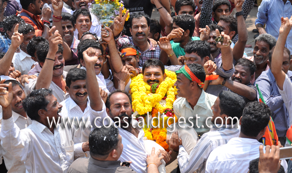 Mangalore_Election_2013_1