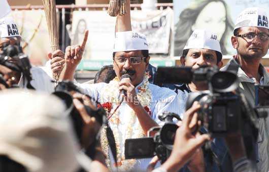 Kejriwal_in_Bangalore_15_10