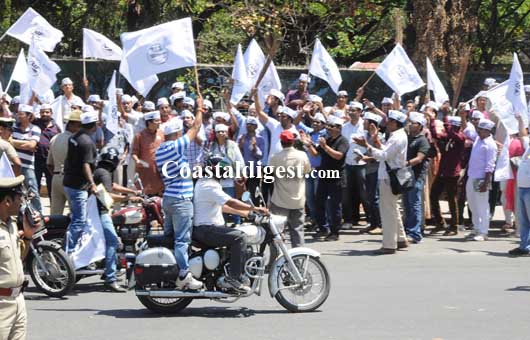 Kejriwal_in_Bangalore_15_4