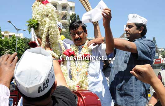 Kejriwal_in_Bangalore_15_7