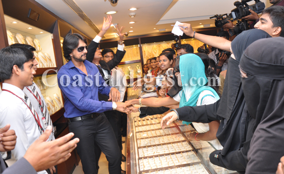 Sudeep_in_Mangalore_10