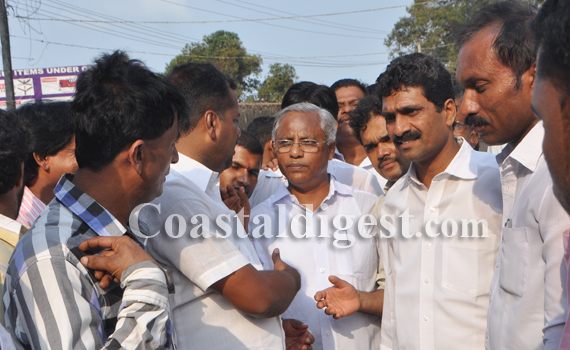 kadar_visit__central_market_3