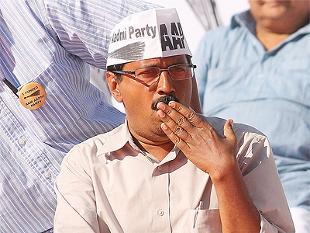 Kejriwal apologises