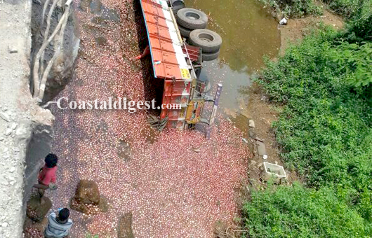 Kuloor Lorry accident 1