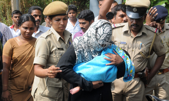 Ayesha_to_court_13_1