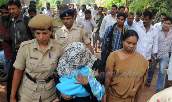 Ayesha_to_court_13_3_copy