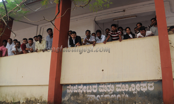 Ayesha_to_court_13_4