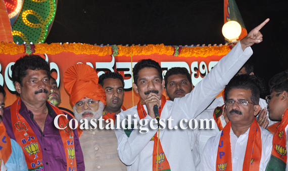 Narendra_Modis_rally_3