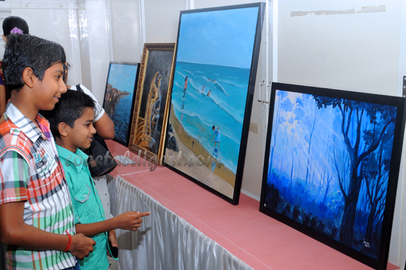 Painting_Exhibition__4