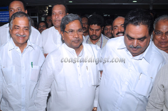 cm_in_mangalore_8_1