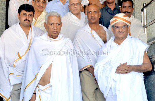 Governor in Dharmasthala2
