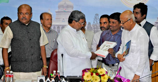 Vartha Bharathi 12th 7