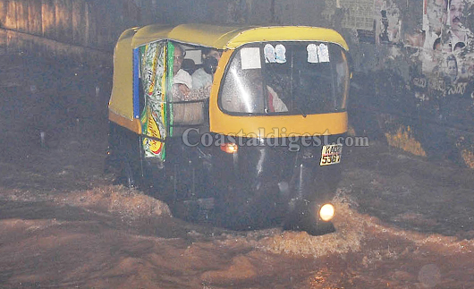 MG Road Rain 15